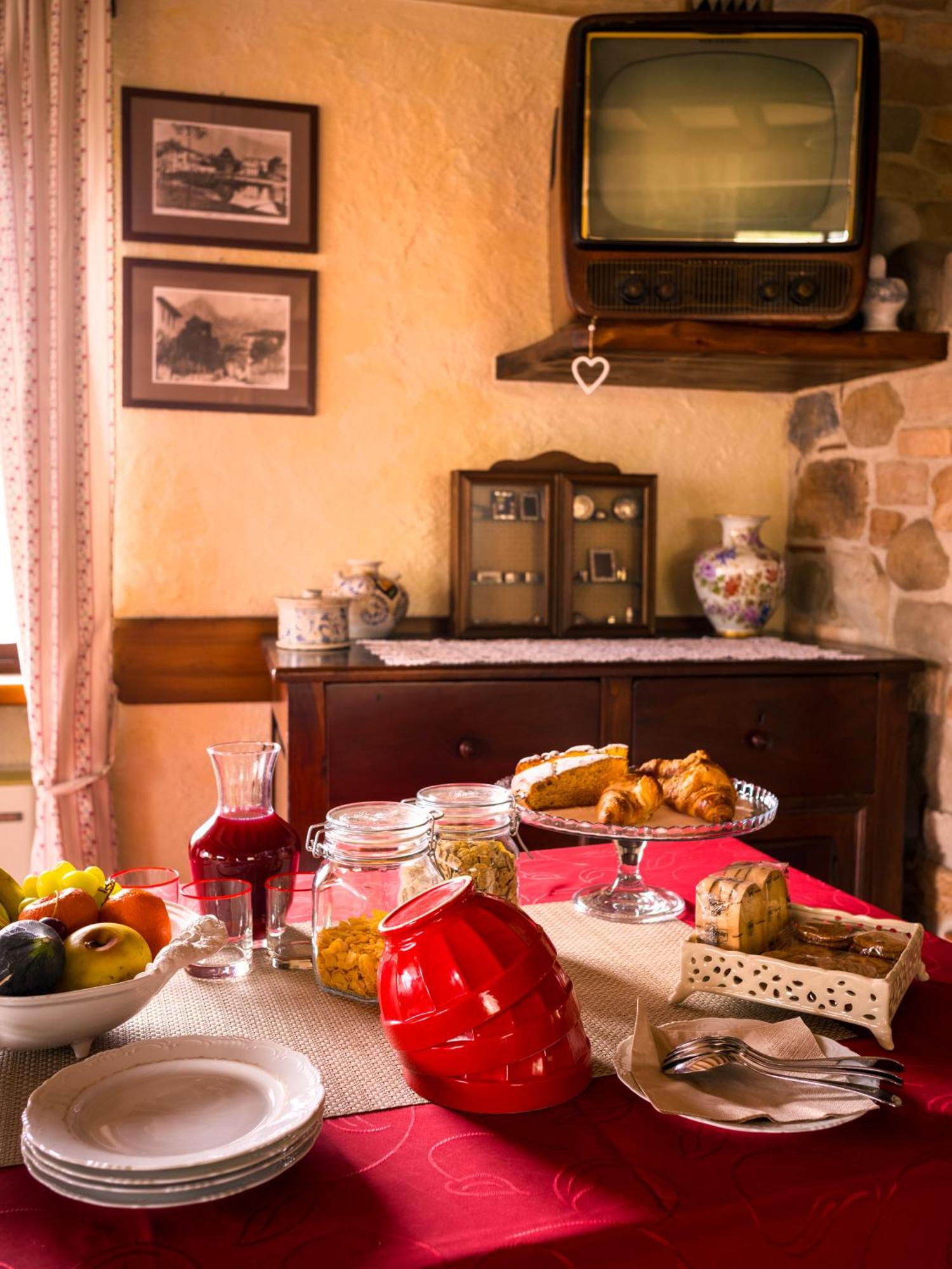 B&B La Vittoria Crone 外观 照片